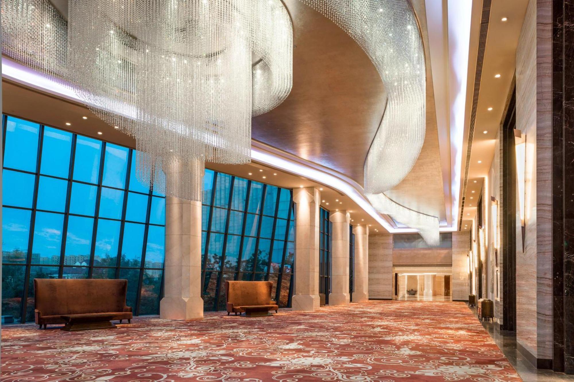 Sheraton Changchun Jingyuetan Hotel Εξωτερικό φωτογραφία