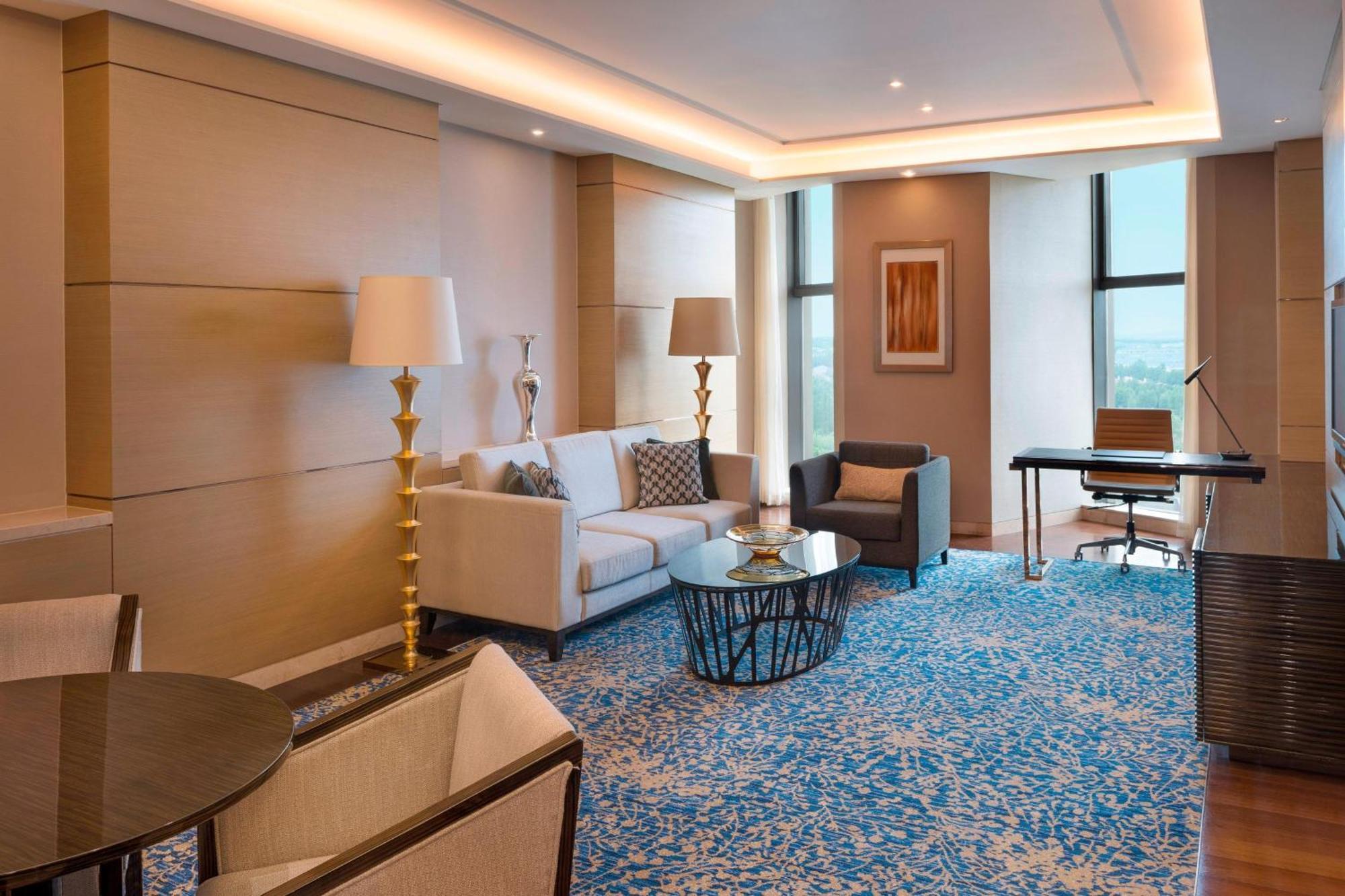 Sheraton Changchun Jingyuetan Hotel Εξωτερικό φωτογραφία